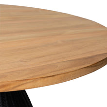 Cargar imagen en el visor de la galería, Mesa Comedor Chiara Ratan Natural Negro 90 x 90 x 75

